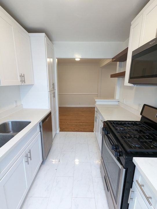 1509 S Orange Grove Ave - Photo 6 of 50