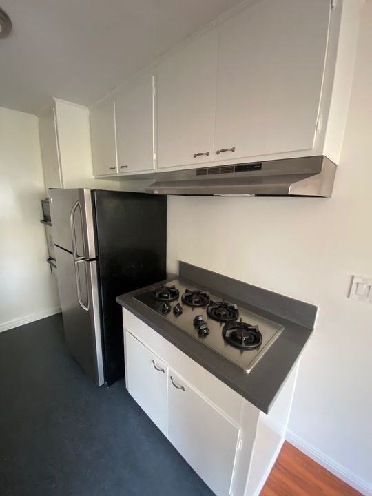 1824 Manning Ave - Photo 5 of 50