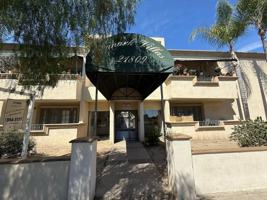 featured image of 21809 Lanark St