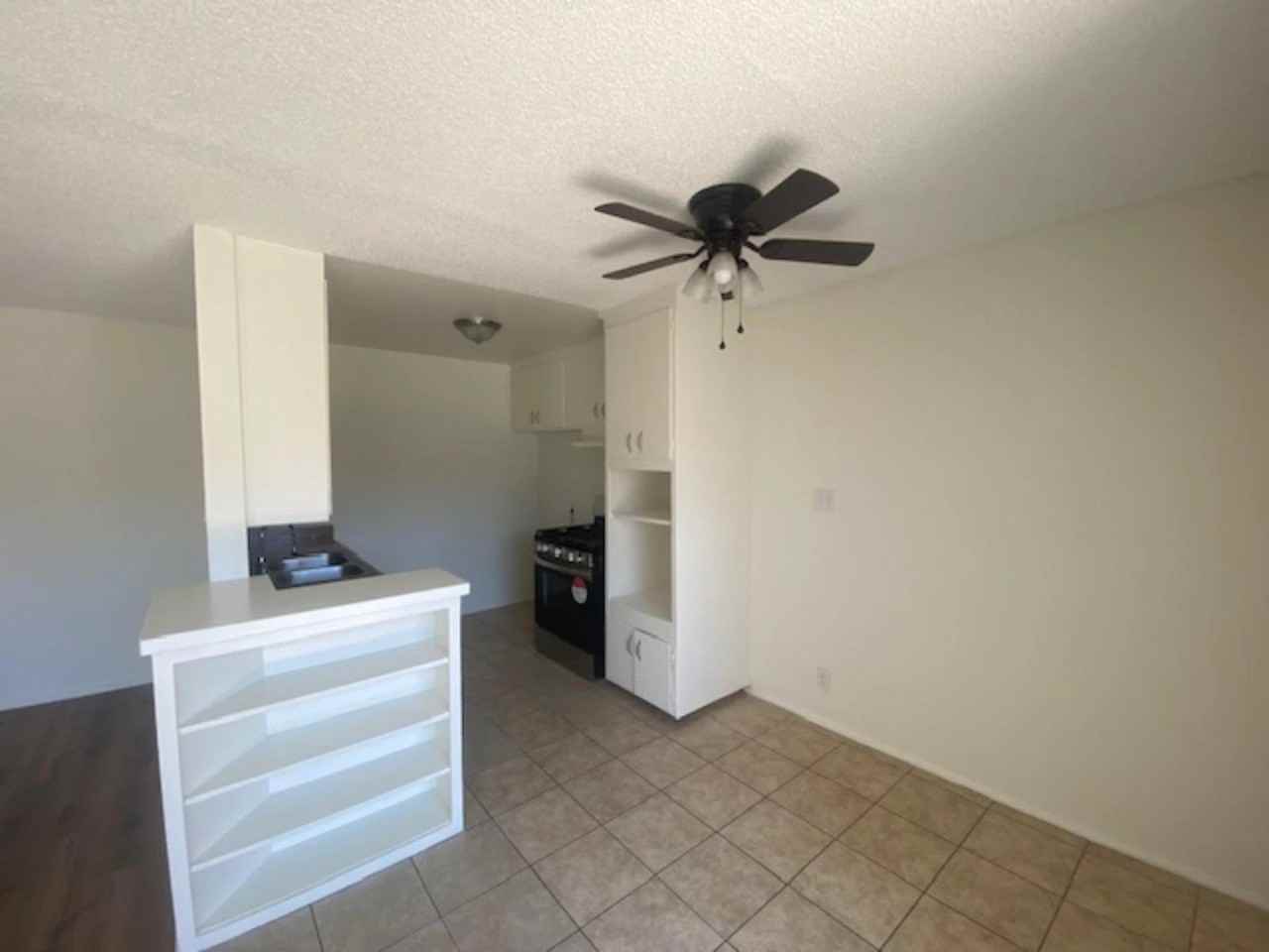 21809 Lanark - Photo 4 of 50