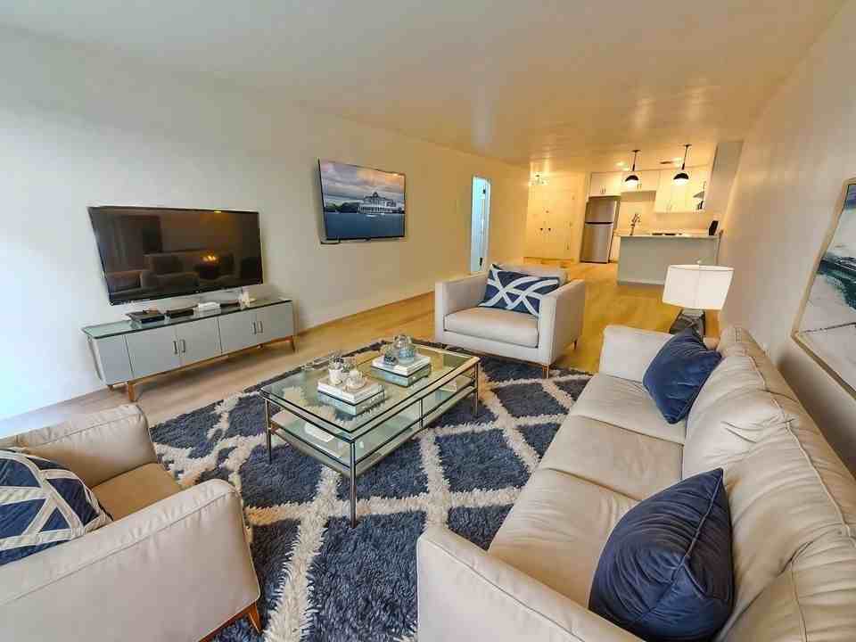 225 Montana Ave - Photo 6 of 50