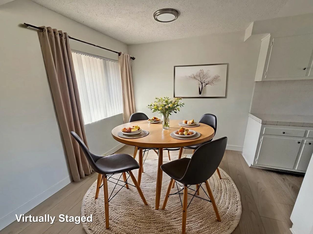 3620 W 139th - Photo 4 of 28