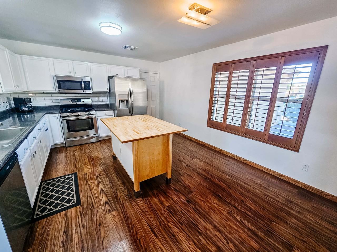 3552 N Riverhaven Dr #NA - Photo 3 of 20