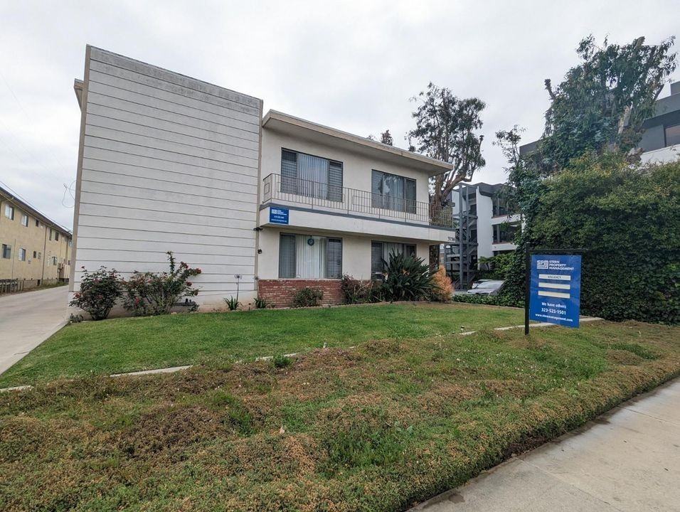 3758 Inglewood Blvd - Photo 3 of 3