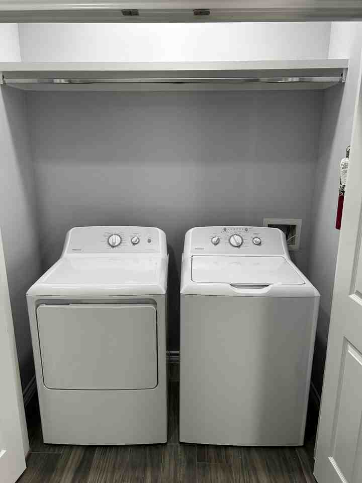 3701 Bella Costa Dr #5 - Photo 4 of 5