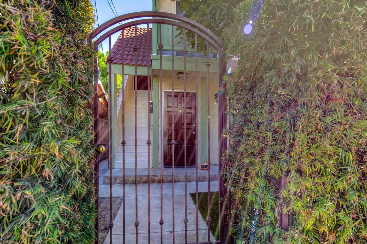 408 N Venice Blvd - Photo 3 of 33