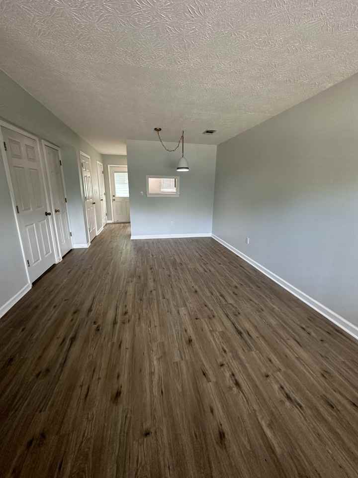 2 Green Meadow Ln #C - Photo 4 of 12