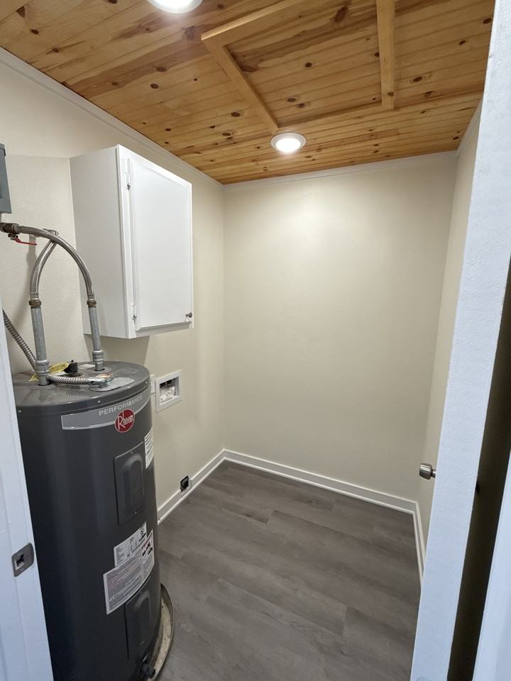 289 Private Road 8169 #1 - Photo 4 of 6