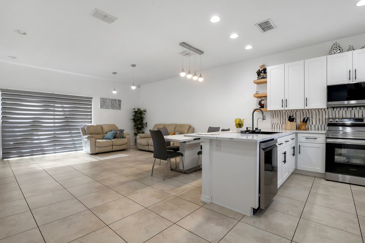 3012 Bird Of Paradise Ln #NA - Photo 2 of 24