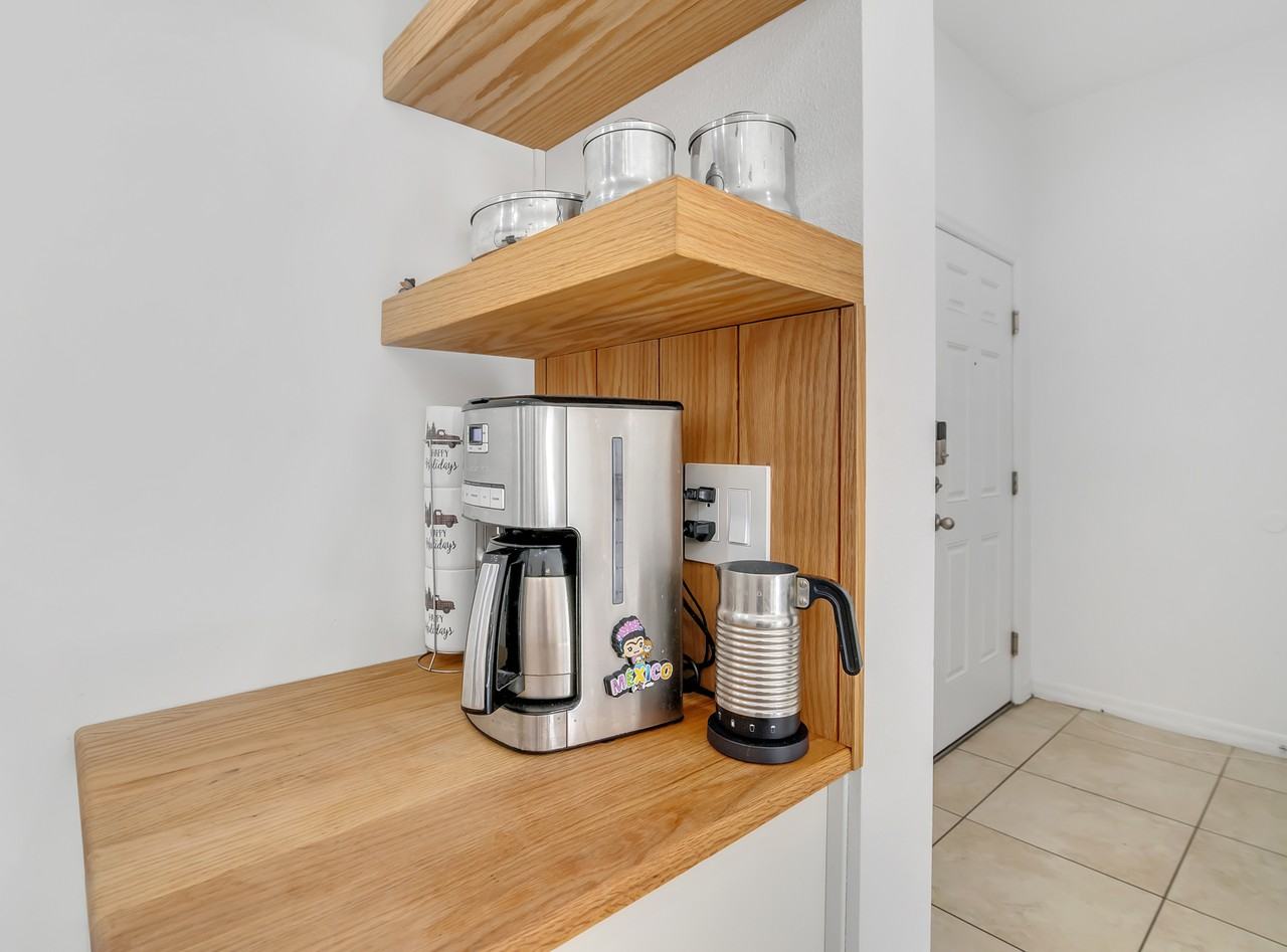 3012 Bird Of Paradise Ln #NA - Photo 4 of 24