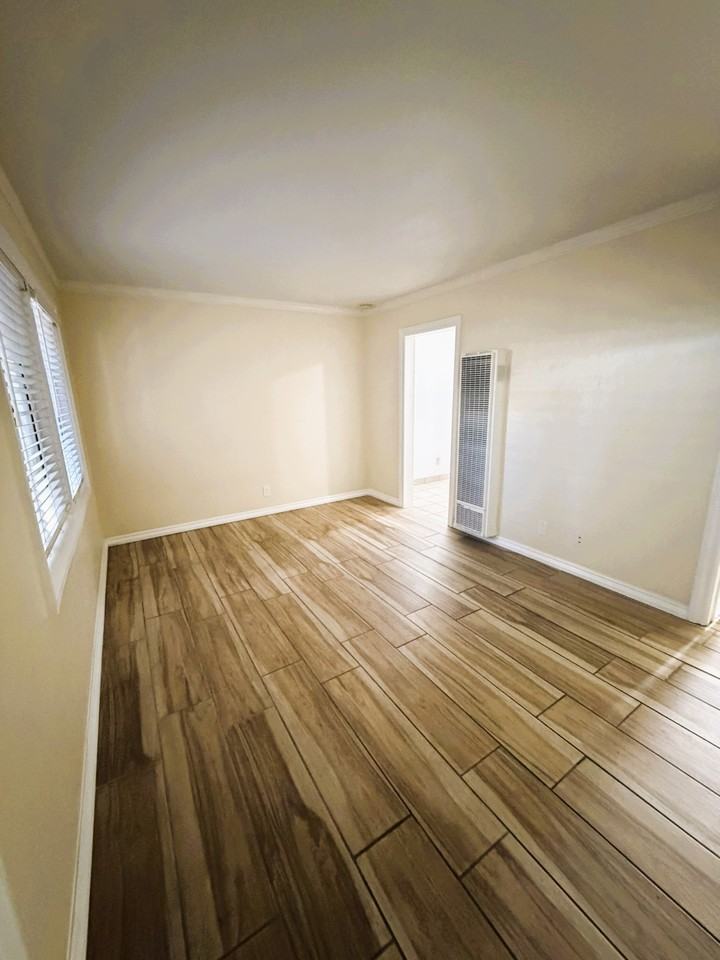 5007 E Ocean Blvd #B - Photo 3 of 17