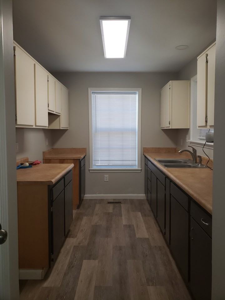 864 S 24th St #NA - Photo 2 of 9