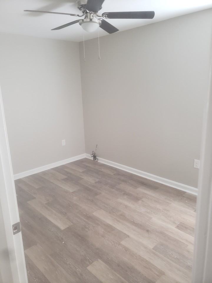 864 S 24th St #NA - Photo 7 of 9