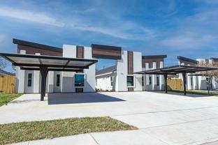 404 N Emerald Ave #1 - Photo 1 of 1