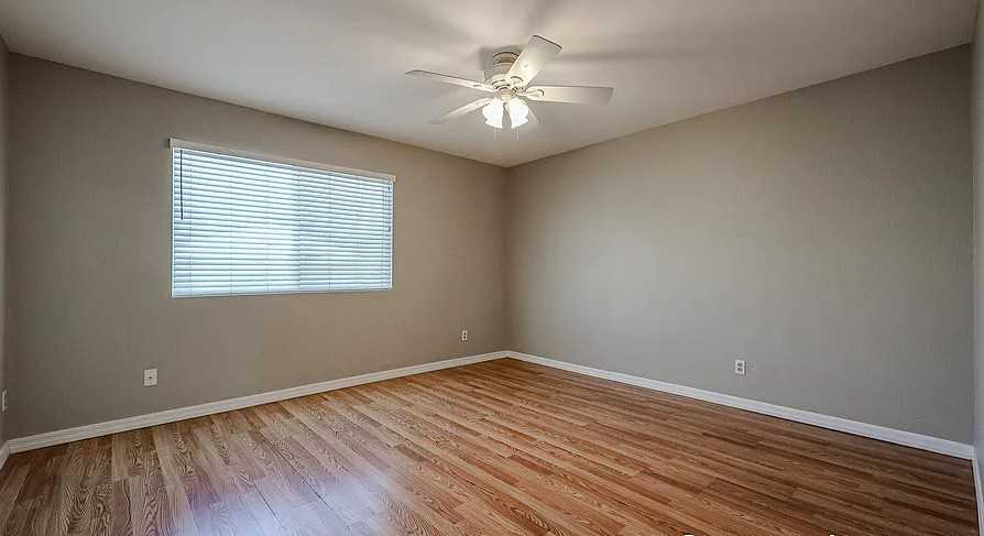 604 W Kiva Ave #NA - Photo 3 of 30