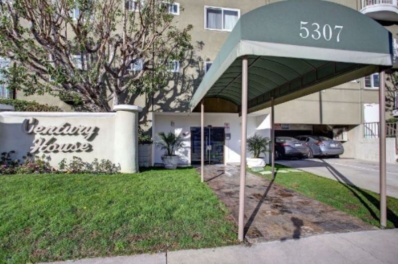 5307 Sepulveda Blvd. - Photo 2 of 48