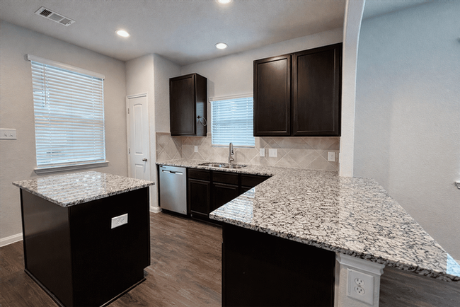 3515 Cannon Dr #NA - Photo 4 of 22