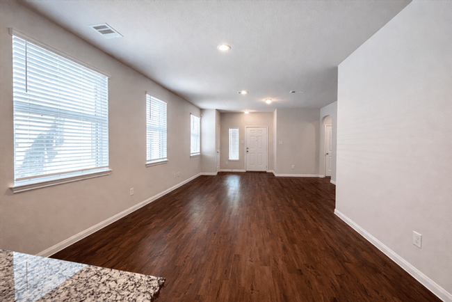 3515 Cannon Dr #NA - Photo 6 of 22