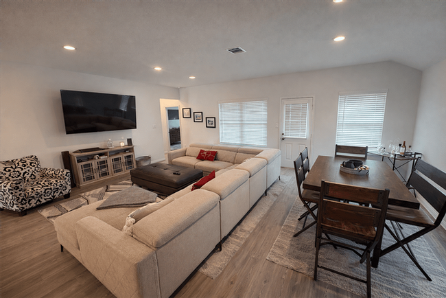 5822 Vestige Bnd #NA - Photo 4 of 18