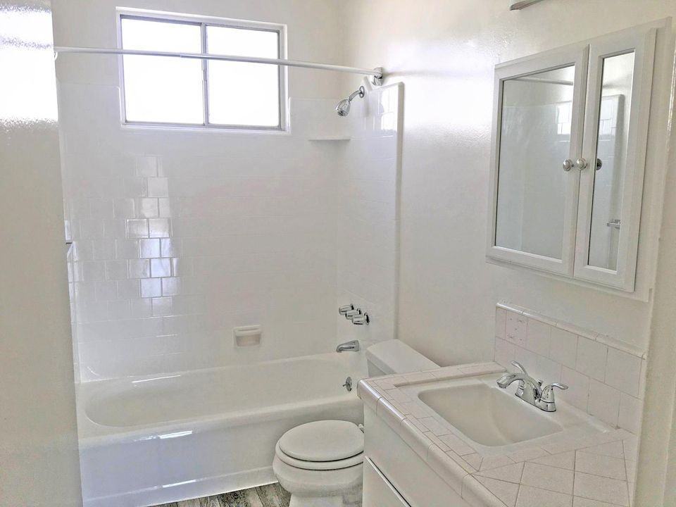 551 N Orlando Ave - Photo 6 of 28