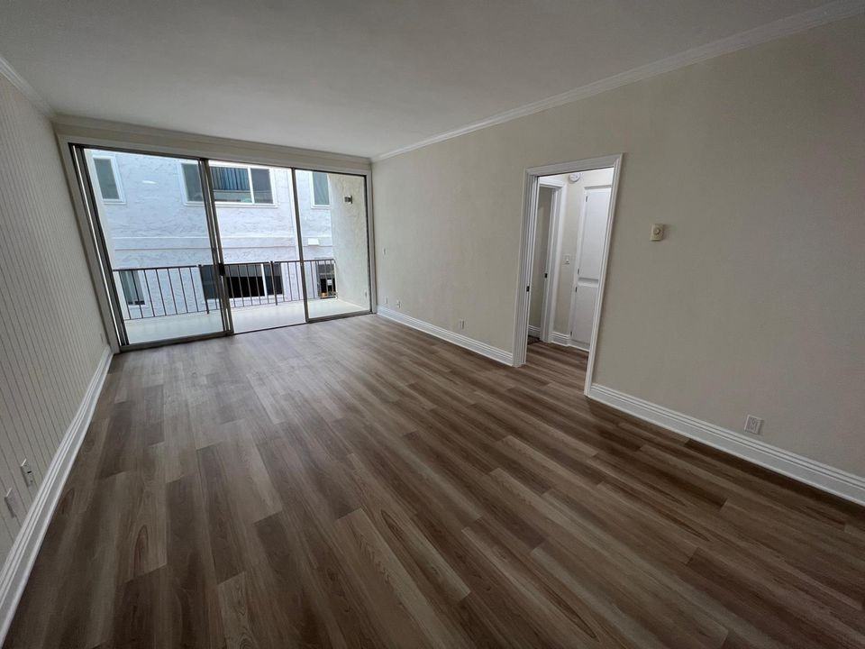 6100 Buckingham Pkwy - Photo 2 of 50