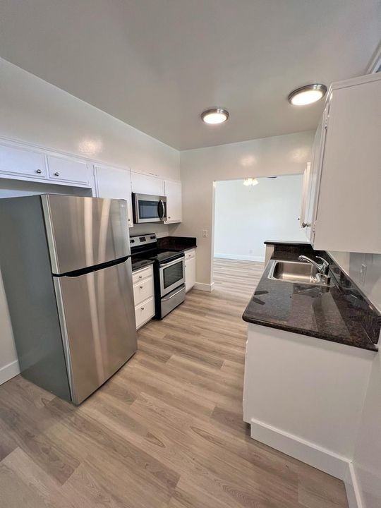 6100 Buckingham Pkwy - Photo 7 of 50