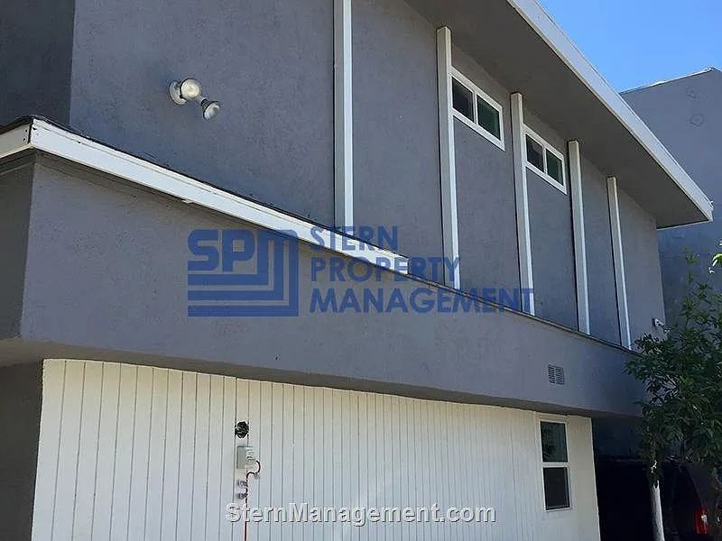6142 Eleanor Ave - Photo 2 of 50