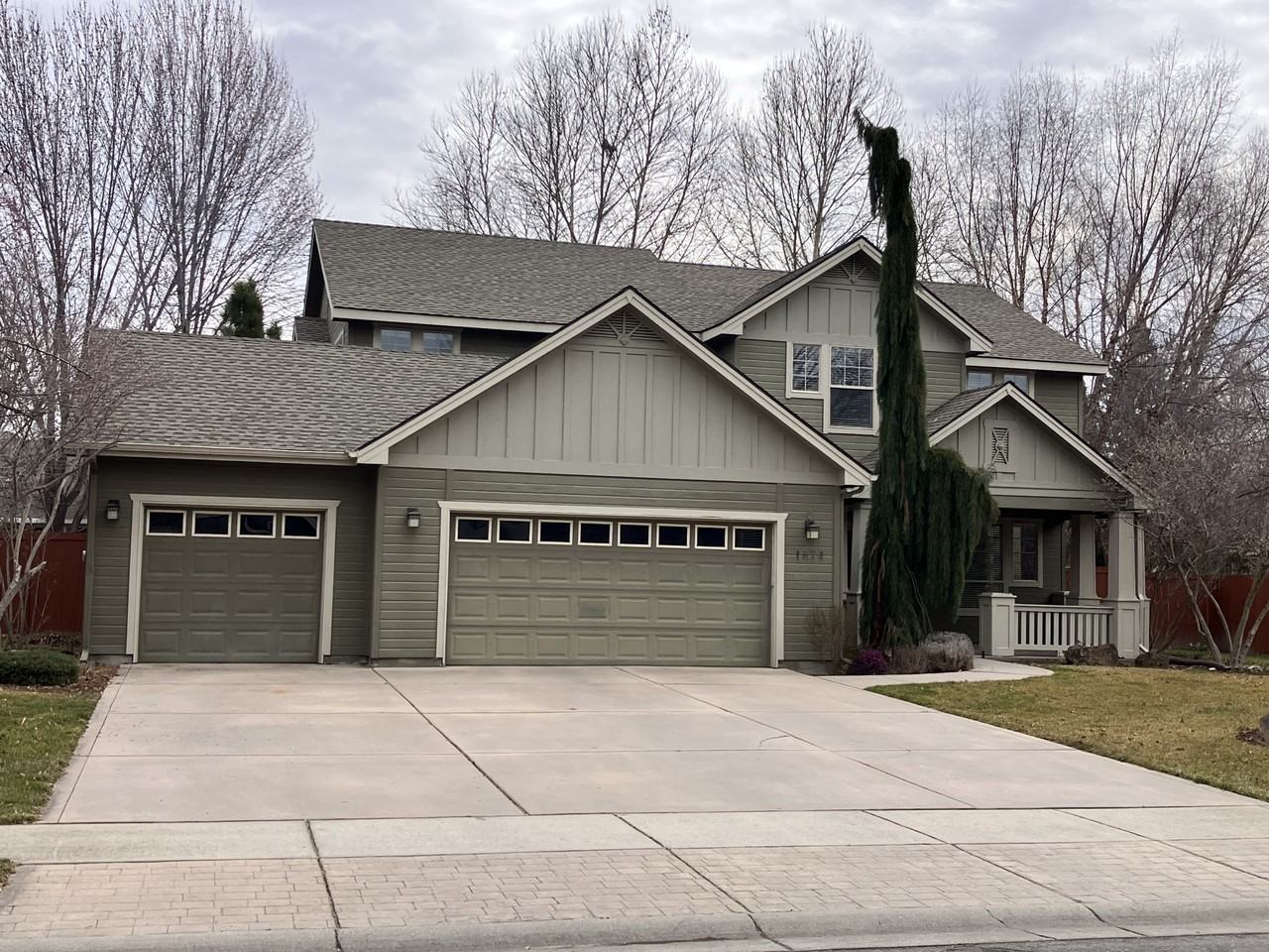 1074 N Caledonia Pl #NA - Photo 2 of 17