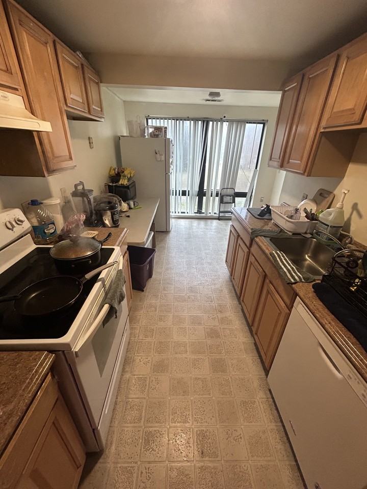 13128 Wonderland Way #102 - Photo 5 of 12