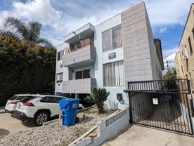 745 N Edinburgh Ave - Photo 1 of 1