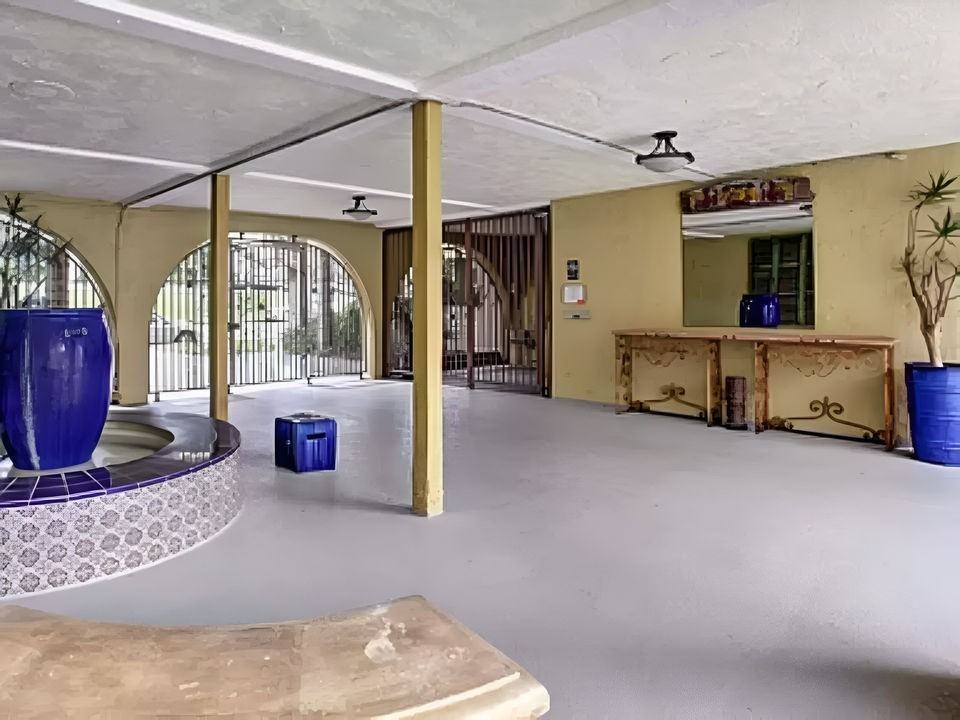 10760 Rose Ave. - Photo 2 of 50