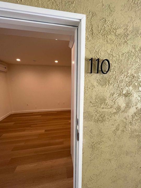 10760 Rose Ave. - Photo 7 of 50