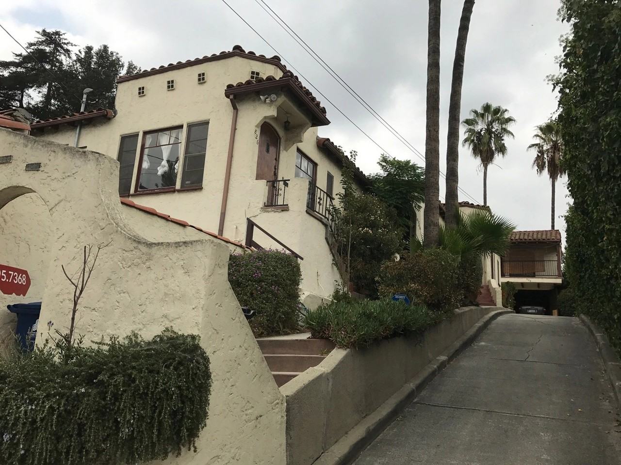 826 Maltman Ave - Photo 2 of 3