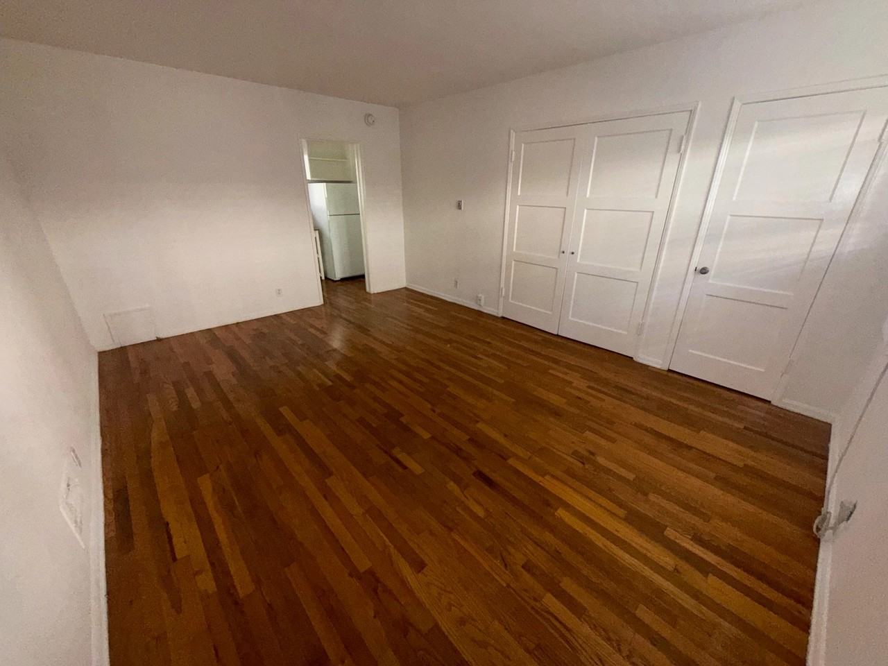 838 N Sweetzer Ave - Photo 5 of 29