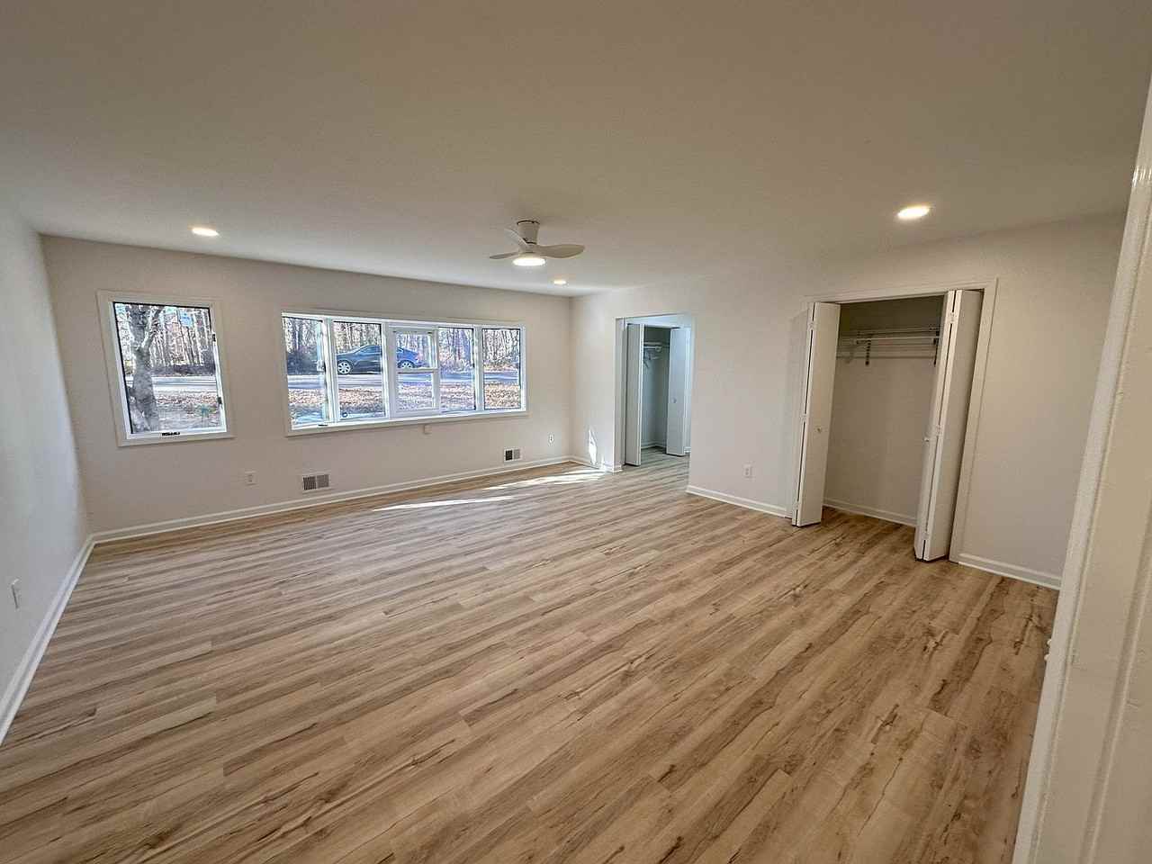 842 Beatrice Pkwy #NA - Photo 3 of 19
