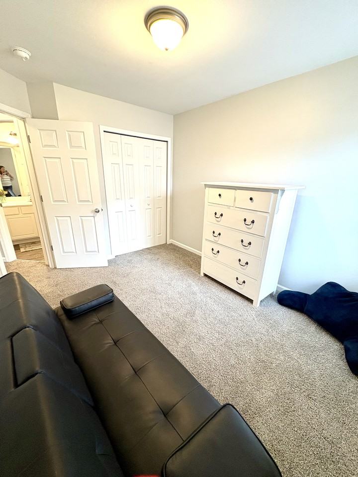 505 Elm Ave #505 - Photo 6 of 17