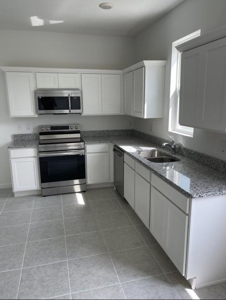 8620 Sportsman Loop #NA - Photo 2 of 16