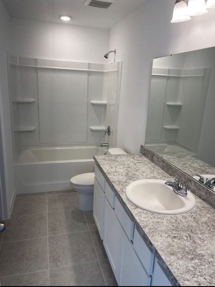 8620 Sportsman Loop #NA - Photo 6 of 16