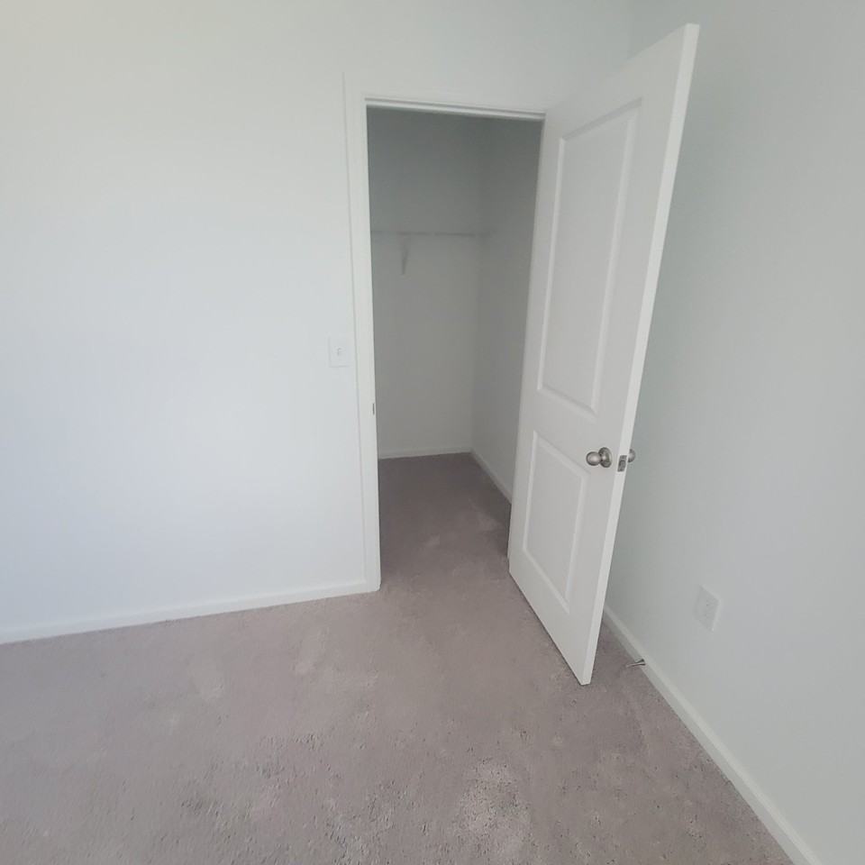 8620 Sportsman Loop #NA - Photo 7 of 16