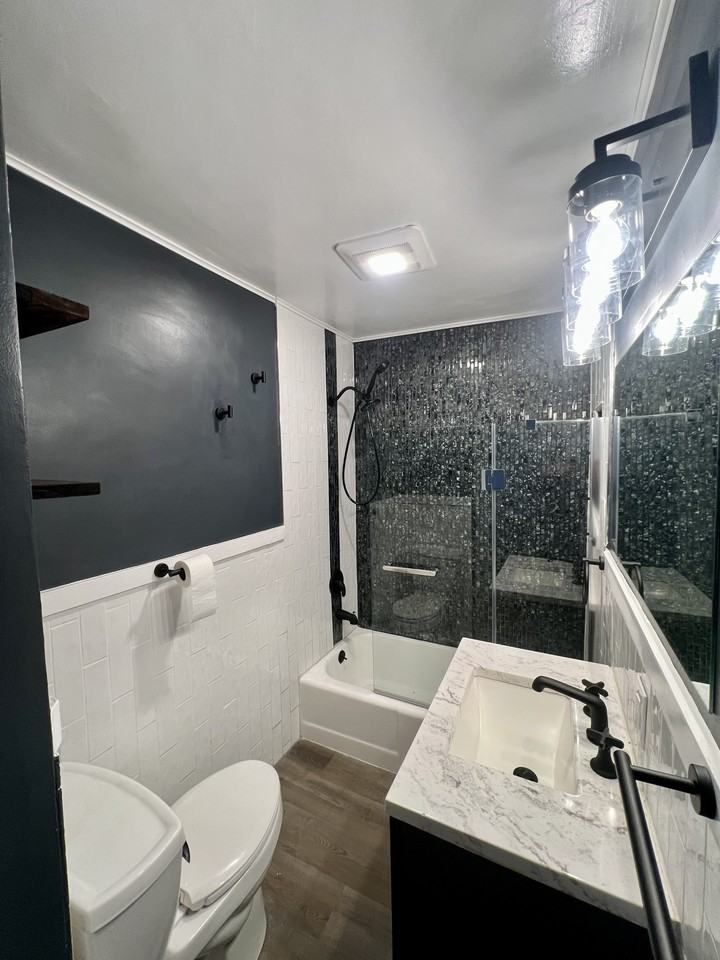 930 Monroe Ave #02 - Photo 2 of 18