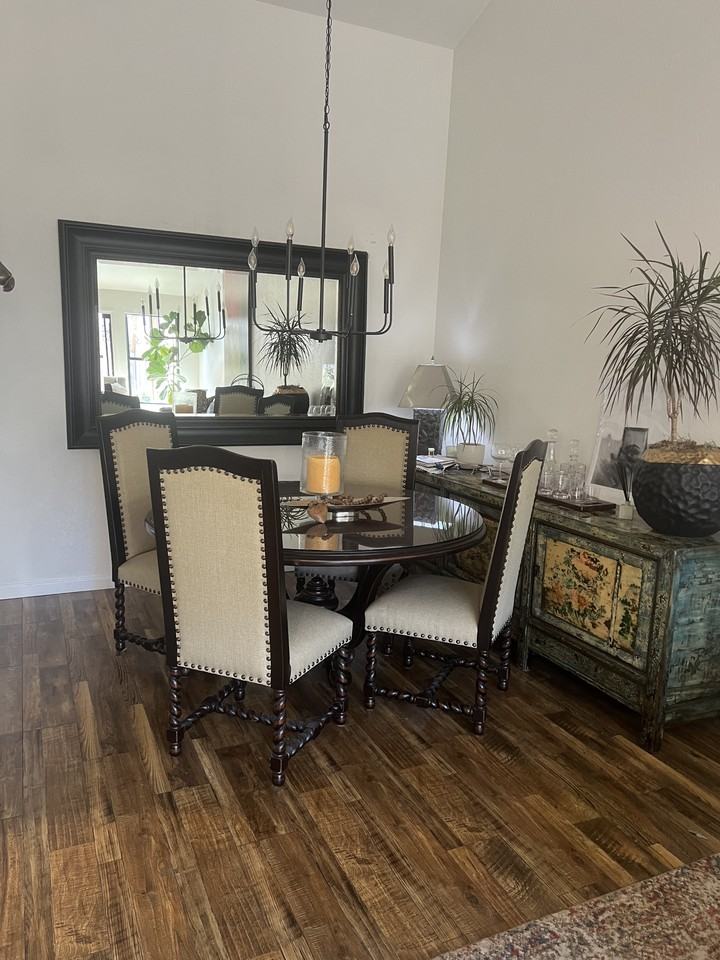 1216 Spruce Tree Cir #NA - Photo 4 of 10