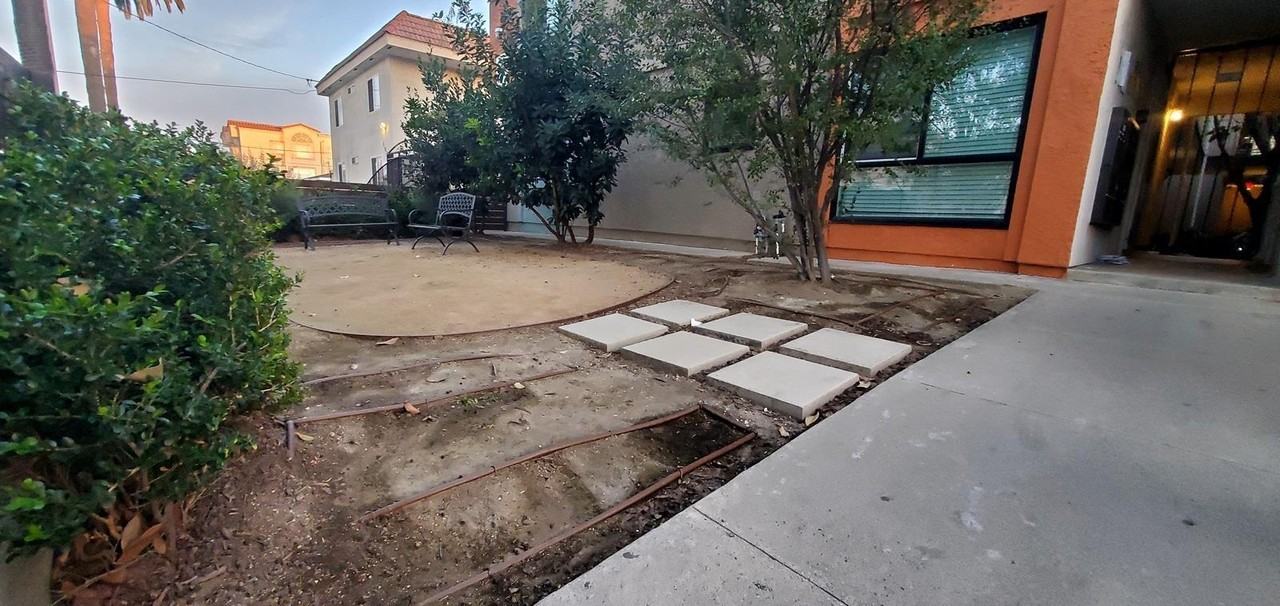 1628 W 218th St - Photo 4 of 50