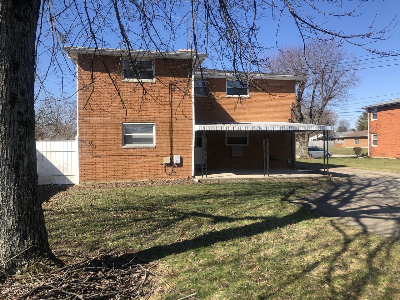 4760 Holiday Dr #4 - Photo 2 of 23