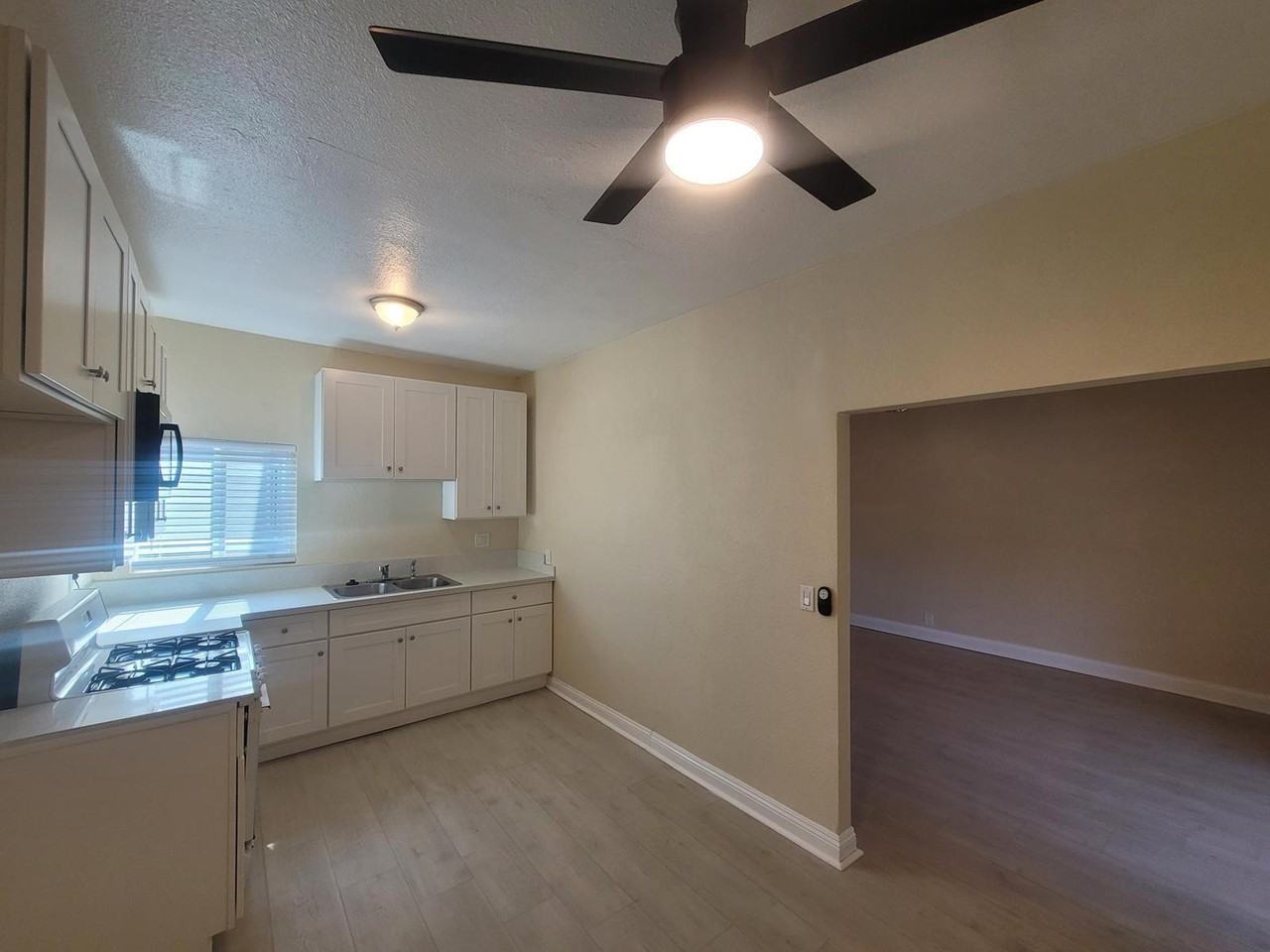 Euclid Apartments - Photo 7 of 15