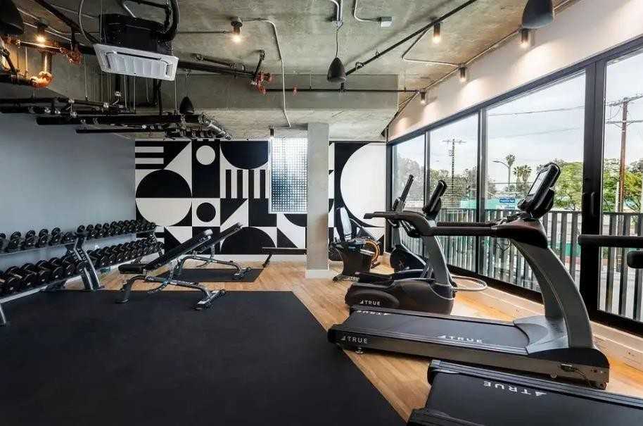 1100 W Temple St - Photo 6 of 6