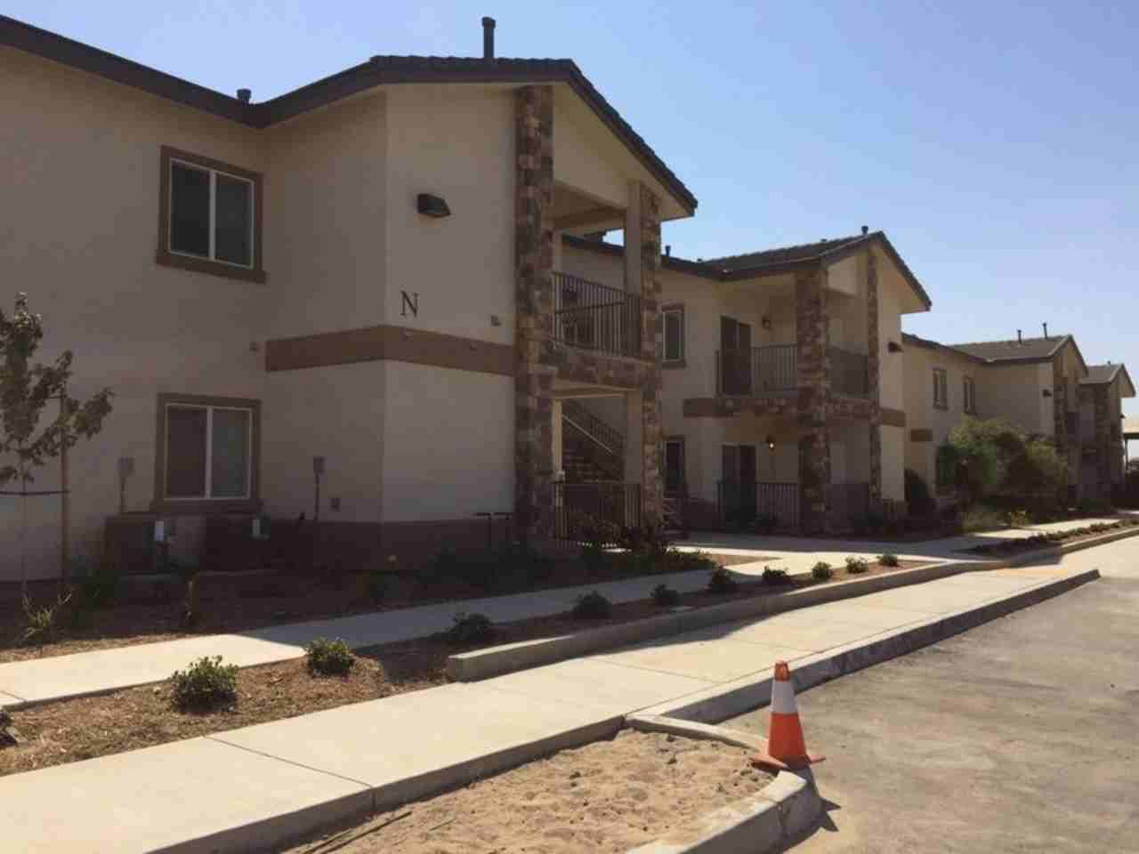 Sablewood Gardens - Photo 2 of 38