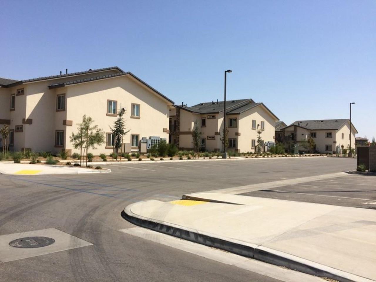 Sablewood Gardens - Photo 5 of 38