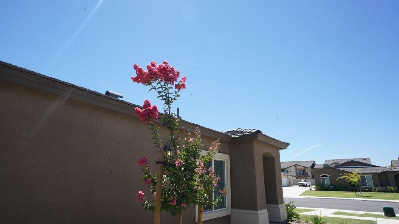 Sablewood Gardens - Photo 6 of 38