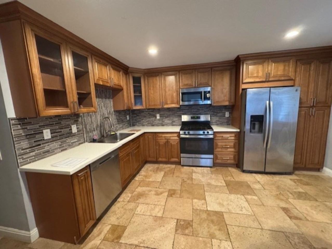 707 Shalimar Dr - Photo 2 of 7