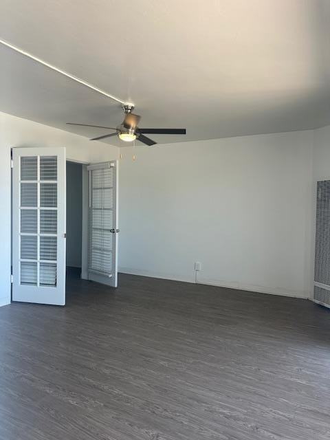 Long Beach Terraces - Photo 7 of 27